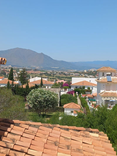 Image No.3-4 Bed Villa for sale