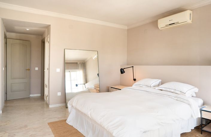 Image No.33-Villa de 4 chambres à vendre à Estepona