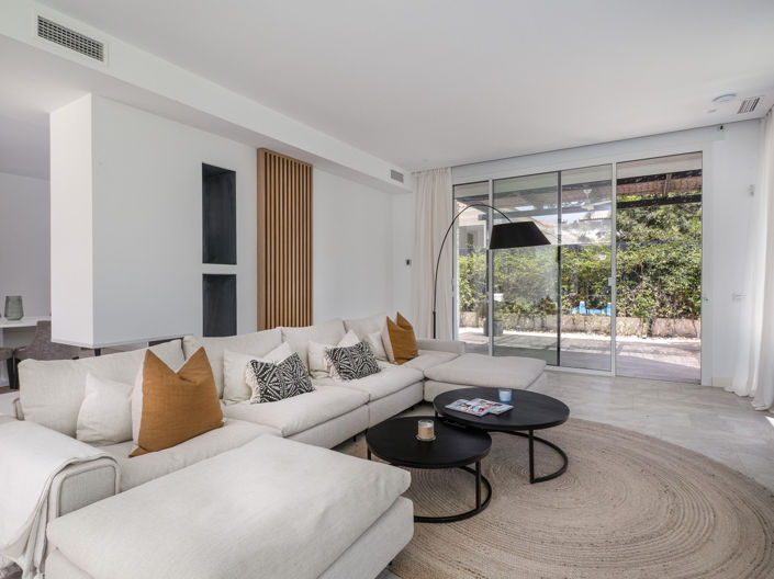 Image No.15-4 Bed Villa for sale