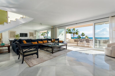 12-53013098fcab6c38b1379cd33298e050