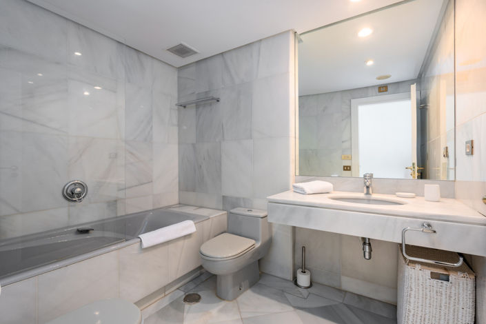 Image No.26-3 Bed Penthouse for sale