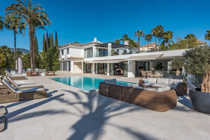 Image No.15-7 Bed Villa for sale