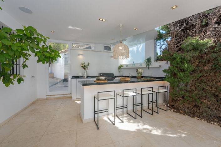 Image No.23-7 Bed Villa for sale