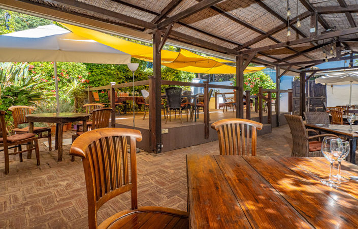 Image No.6-3 Bed Restaurant for sale