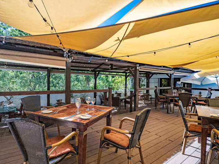 Image No.9-3 Bed Restaurant for sale