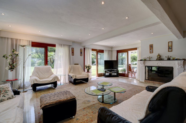 Image No.12-5 Bed Villa for sale