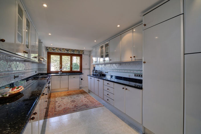 Image No.16-5 Bed Villa for sale