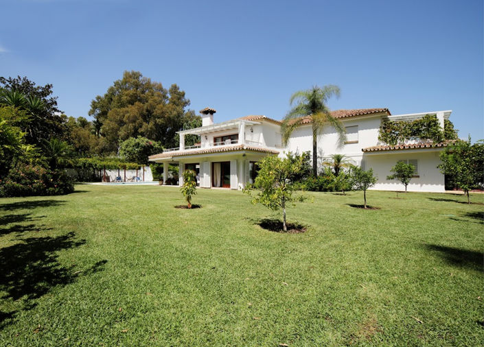 Image No.2-5 Bed Villa for sale