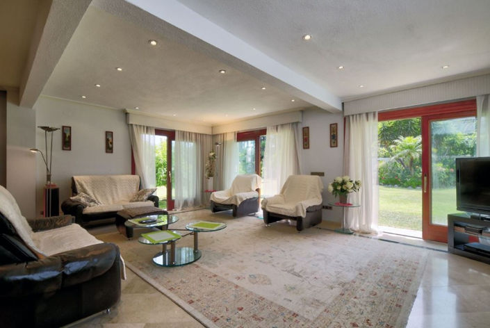 Image No.5-5 Bed Villa for sale