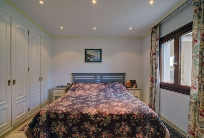 Image No.8-5 Bed Villa for sale