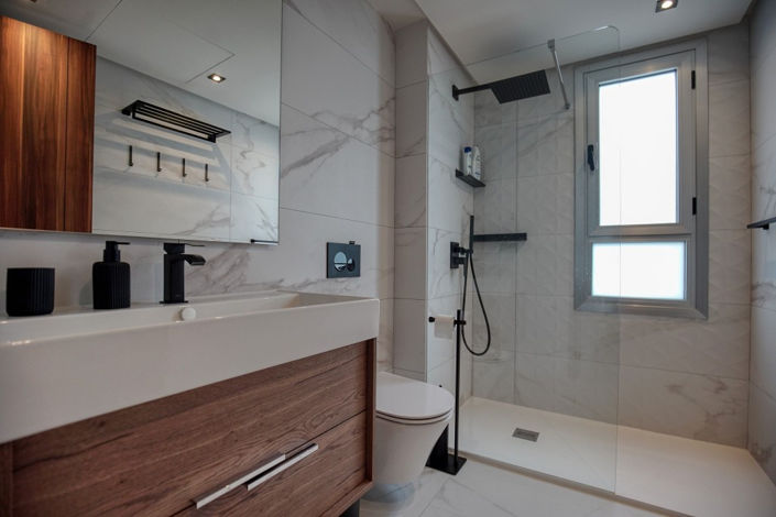 Image No.9-3 Bed Apartment for sale