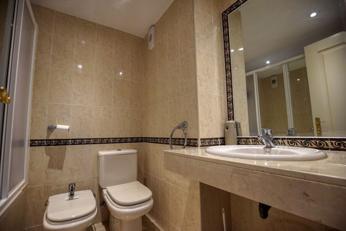 Image No.11-2 Bed Apartment for sale