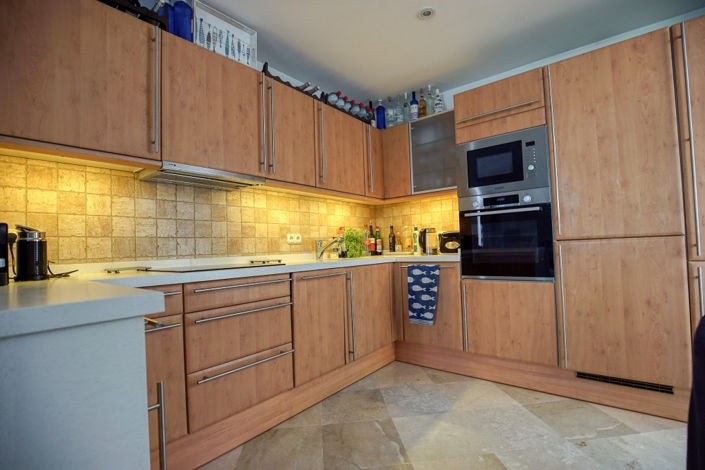 Image No.11-2 Bed Townhouse for sale