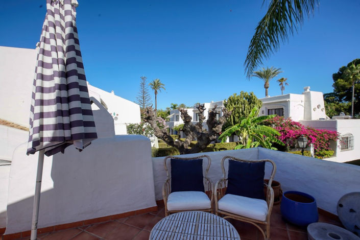 Image No.2-2 Bed Townhouse for sale