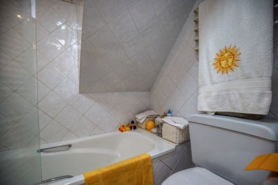 7-aa4cc561180b369757c0bb4af9886cd3