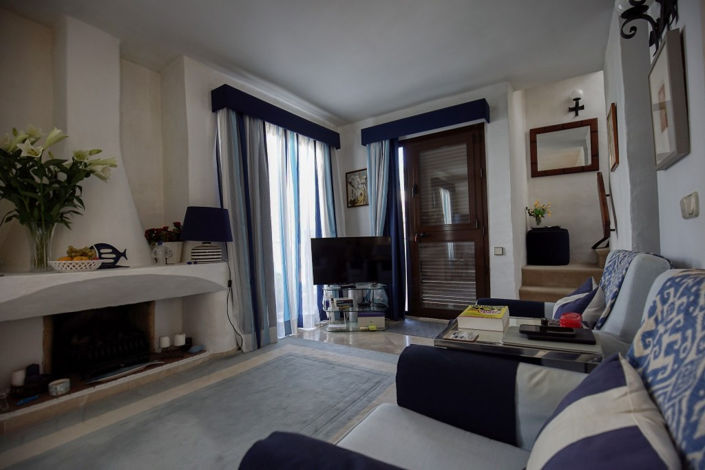 Image No.8-2 Bed Townhouse for sale