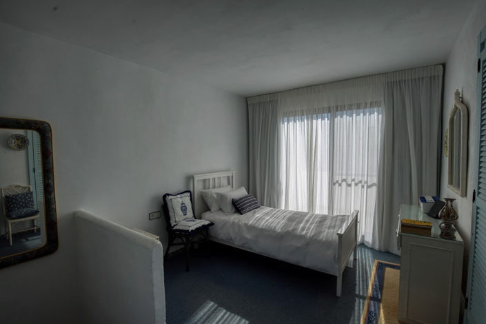 Image No.9-2 Bed Townhouse for sale