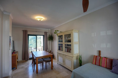 13-5fd73dea700db77384c091ca9818b1a9