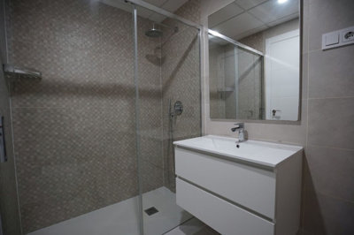 10-bb915d1cb19341576dcdc994b81ab9c5