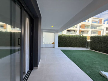 8-e64a9055bba3e77ac8aca3b893cdf826