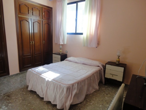 Image No.45-10 Bed Villa for sale