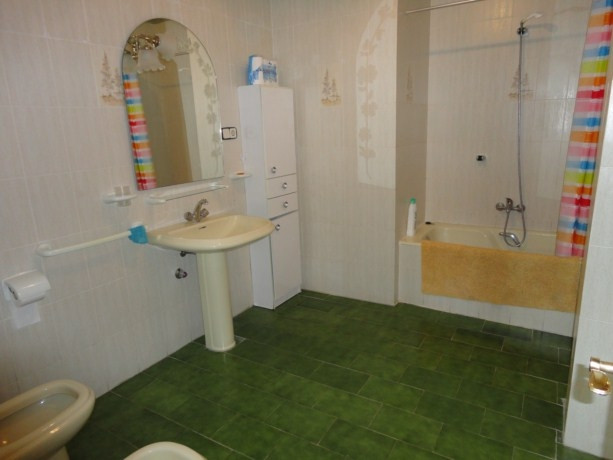 Image No.46-10 Bed Villa for sale