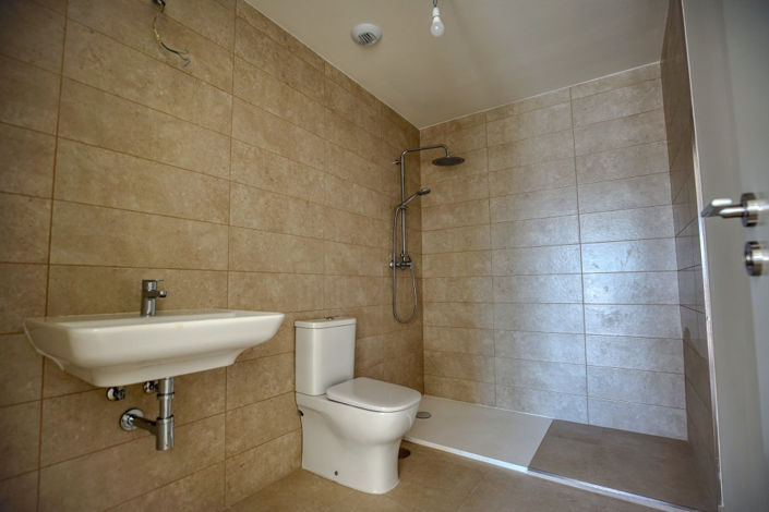 Image No.11-2 Bed Apartment for sale