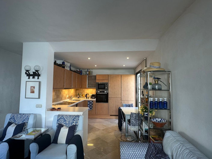 Image No.14-2 Bed Townhouse for sale