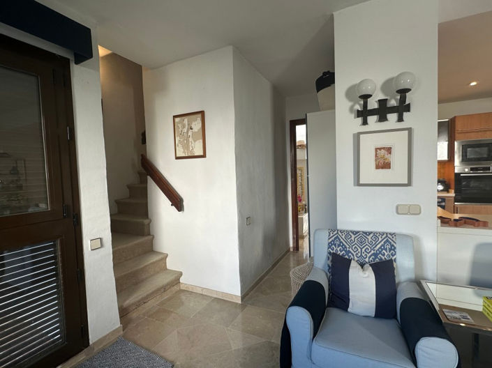 Image No.15-2 Bed Townhouse for sale