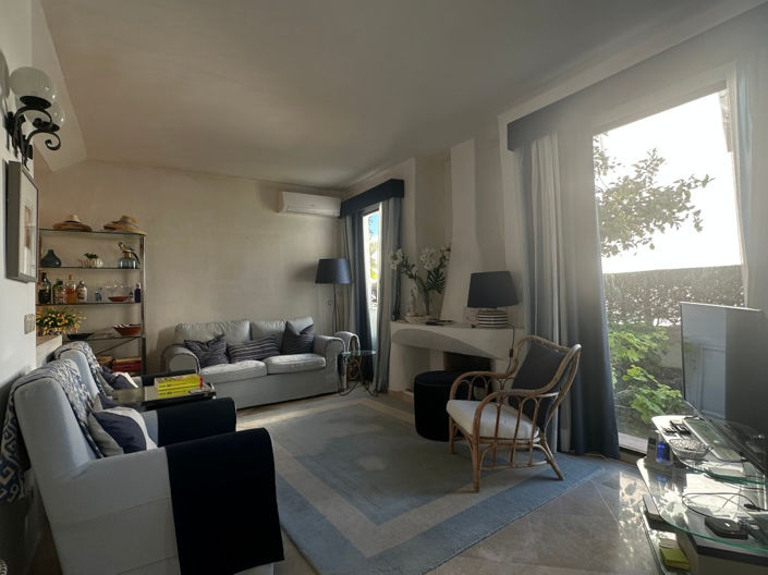 Image No.20-2 Bed Townhouse for sale