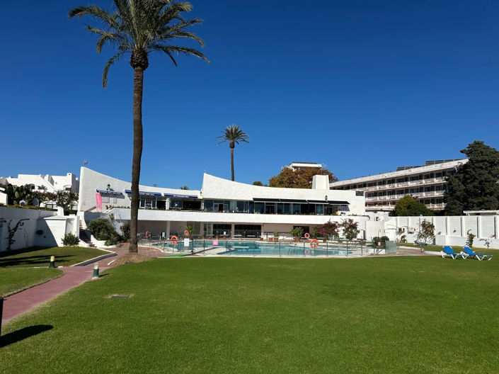 Image No.23-2 Bed Townhouse for sale