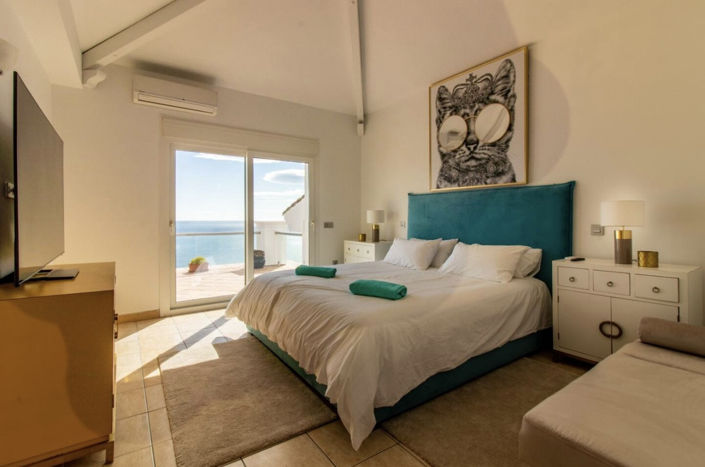 Image No.12-4 Bed Villa for sale