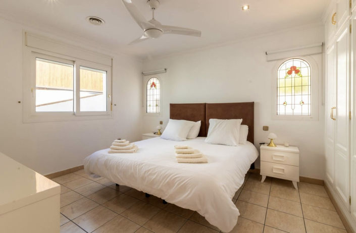 Image No.17-4 Bed Villa for sale