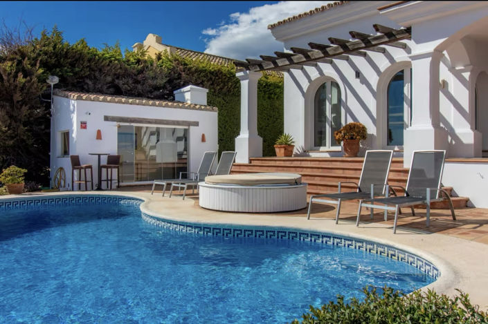 Image No.4-4 Bed Villa for sale