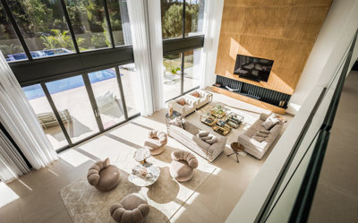 12-53013098fcab6c38b1379cd33298e050