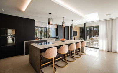 13-5fd73dea700db77384c091ca9818b1a9