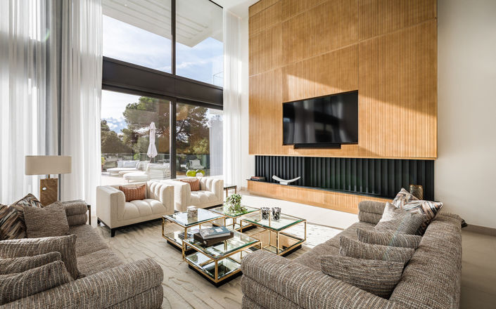 Image No.5-7 Bed Villa for sale