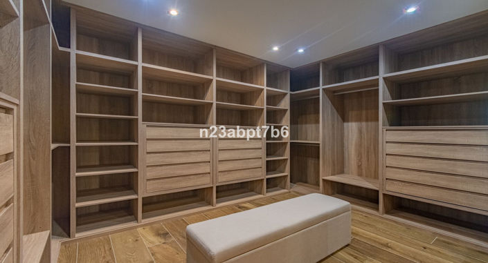 Image No.12-5 Bed Villa for sale