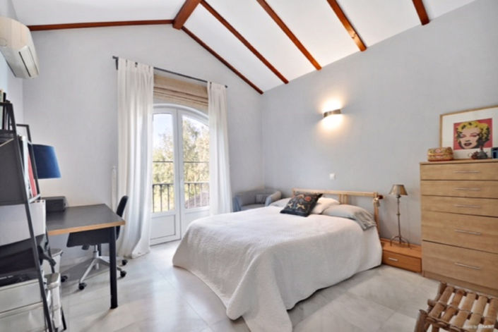 Image No.4-3 Bed Townhouse for sale