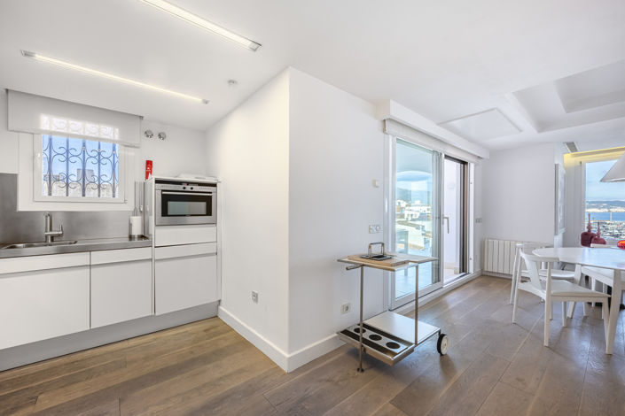 Image No.22-3 Bed Penthouse for sale