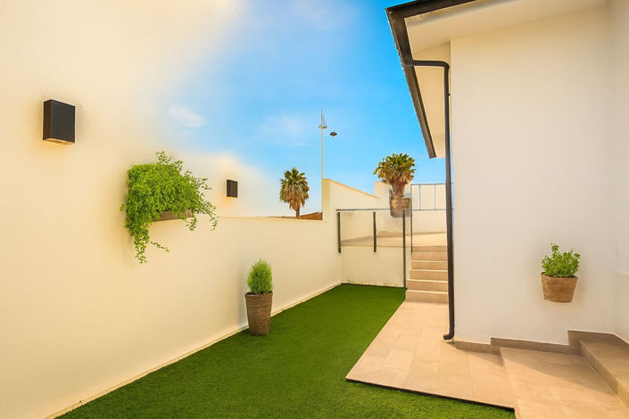 Image No.2-2 Bed Villa for sale