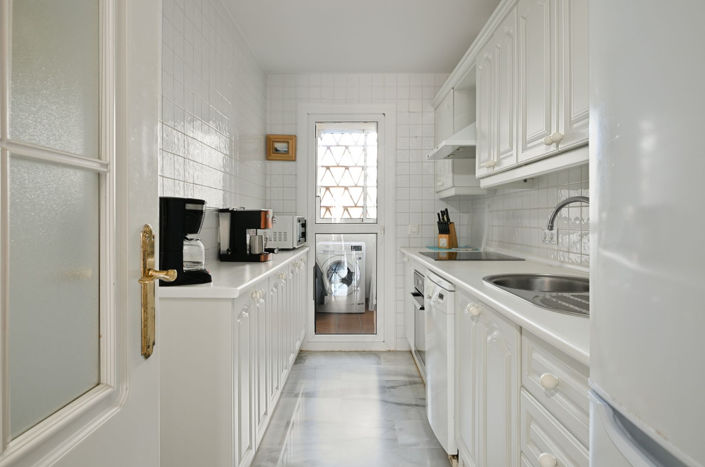 Image No.8-2 Bed Apartment for sale