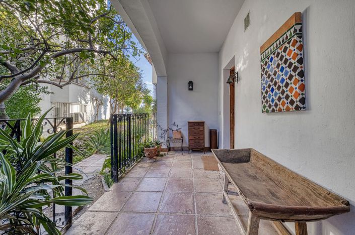 Image No.10-3 Bed Apartment for sale