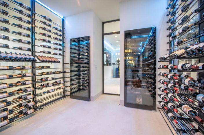 Image No.44-5 Bed Villa for sale