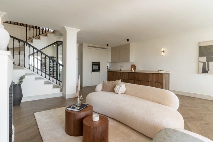 Image No.3-4 Bed Townhouse for sale