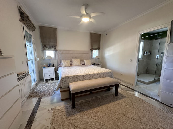 Image No.6-3 Bed Villa for sale