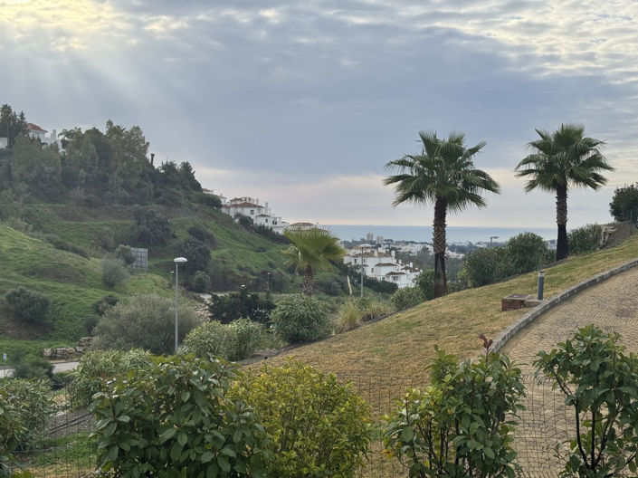 Image No.18-2 Bed Apartment for sale