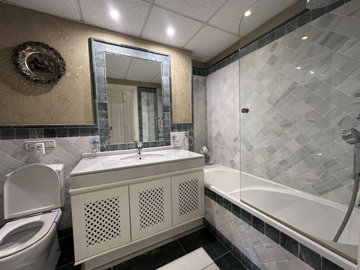 13-5fd73dea700db77384c091ca9818b1a9