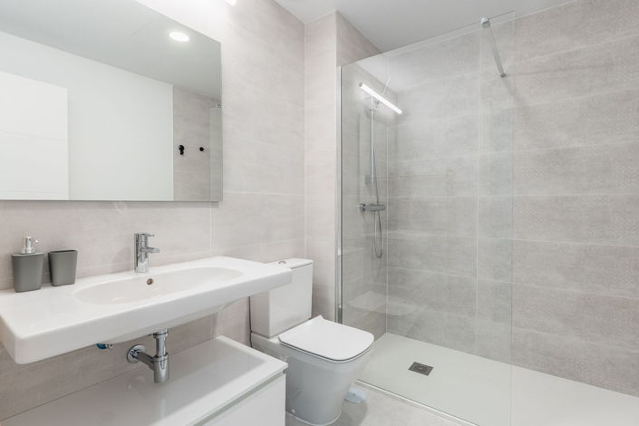 Image No.14-2 Bed Apartment for sale