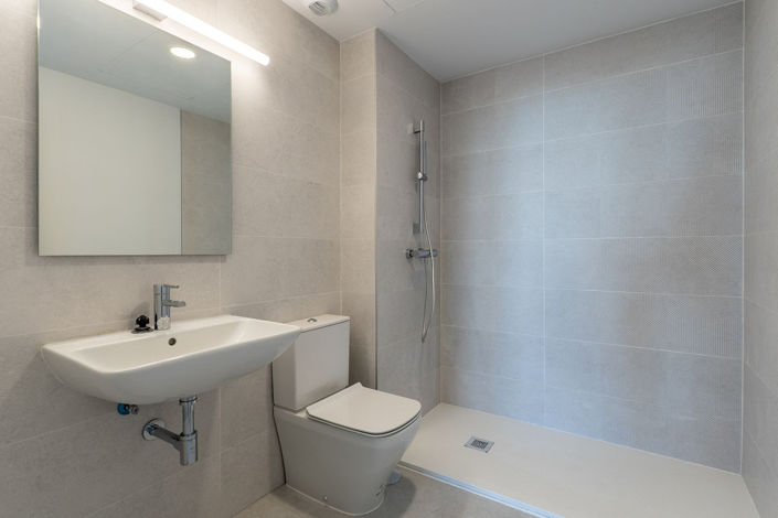 Image No.15-2 Bed Apartment for sale